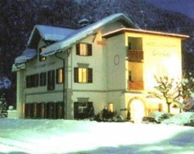 Hotel Grischuna Filisur Zewnętrze zdjęcie
